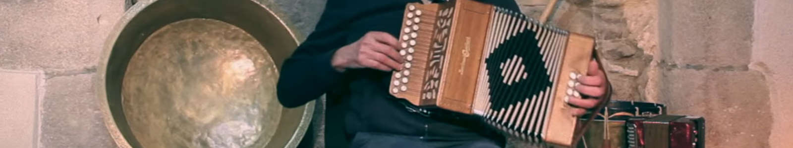 Pierrick Cordonnier - Suite d'avant-deux   l'accordéon diatonique